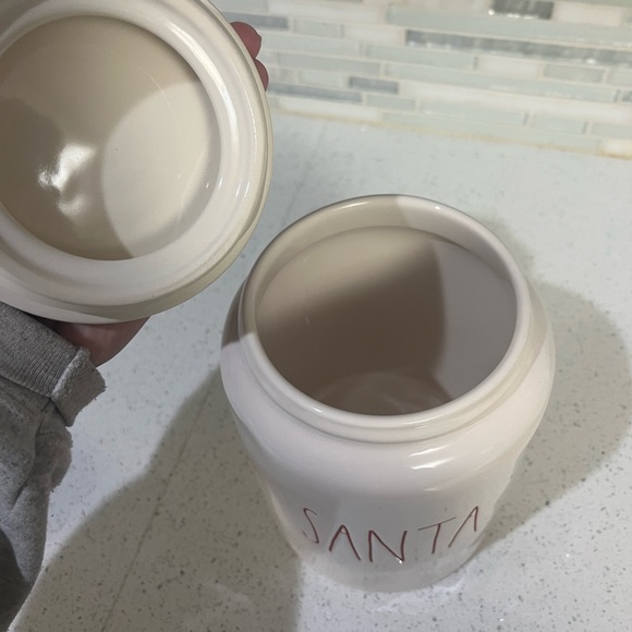 Large Rae Dunn Christmas canister - Picture 2 of 5